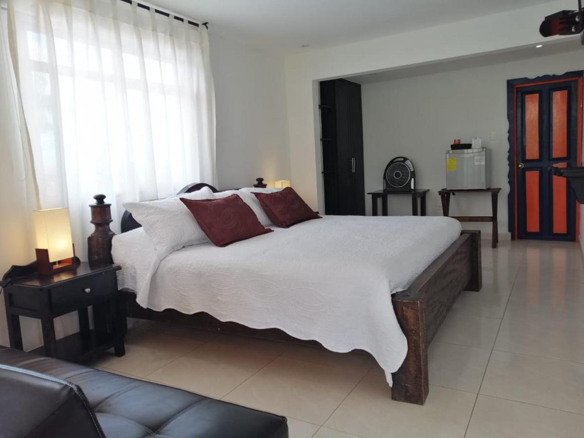Finca Hotel La Manuela El Meson  Екстер'єр фото